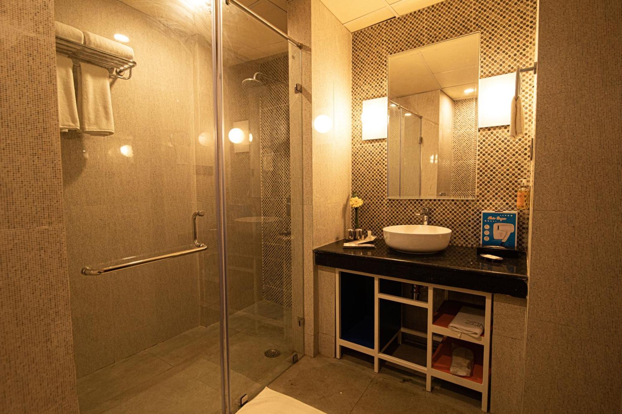 Zone By The Park Digha Hotel Дигха Екстериор снимка